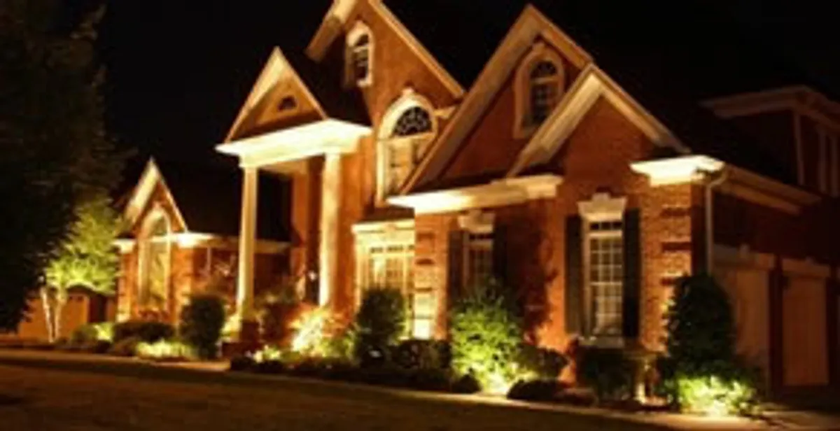 electrician services providing professional exterior electrical lighting in Glendale, AZ