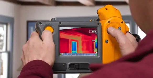 home energy audit service capturing thermal readings to analyze insulation and electrical efficiency in Glendale, AZ