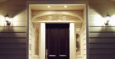 security light installation services with professionally installed entryway lighting in Glendale, AZ